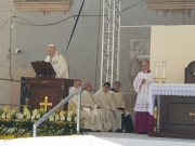 L’omelia del Papa: “Ricordo, speranza e vicinanza”
