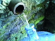 L'acqua &egrave; un bene di tutti, non affare di pochi