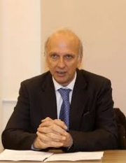 Ministro Bussetti: " Massima attenzione per scuole delle zone sisma"