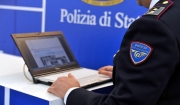 Condivideva materiale pedopornografico su telegram, arrestato 42enne