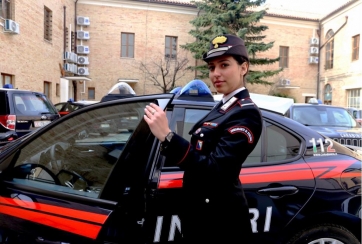 Fiastra saluta il maresciallo Giorgia Melillo