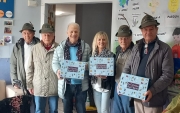 Associazione Alpini e Lions Club donano colombe e uova agli ospiti di "Casa amica"