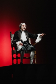 "Amadeus" di Corrado D'Elia in scena al teatro Cortesi di Sirolo