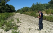 Un tratto del Chienti in secca, due denunciati per captazione abusiva a scopo idroelettrico