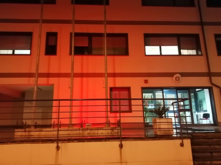 Violenza sulle donne: le caserme di Macerata e Tolentino si colorano di arancione
