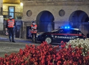 Ruba alcolici al supermercato, 62enne arrestato in flagranza