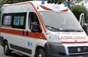 Doppio incidente in superstrada. Scontro tra auto, coinvolta anche una moto