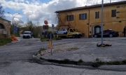 Scontro tra auto e furgone, un ferito trasportato a Torrette