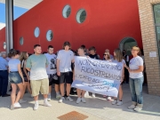 Sit in al cantiere del &ldquo;Divini&rdquo;: &laquo;Siamo stanchi, vogliamo la nostra scuola&raquo;