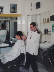 60 anni di attivit&agrave;. Castellani, il barbiere di Treia